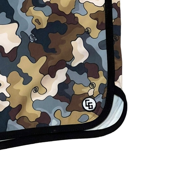 CG Habitats 309 fit OG athletic fit board shorts in candy camo gray - Picture 9 of 11